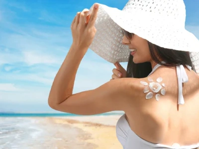 SPF 30 vs 50: Which one is better for your skin? Expert dermatologist tips inside